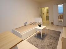 Pronájem bytu 1+kk, Praha, Křivenická, 22 m2