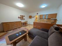 Pronájem bytu 1+kk, Praha - Běchovice, Českobrodská, 83 m2