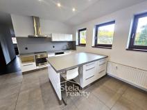 Pronájem bytu 4+kk, Krnov, Ježník, 160 m2