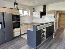 Prodej bytu 4+kk, Šlapanice, Brněnská Pole, 101 m2