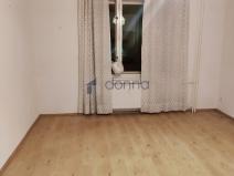 Pronájem bytu 1+kk, Praha, K louži, 35 m2