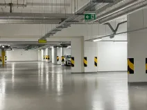 Pronájem garážového stání, Praha - Nusle, Závišova, 13 m2