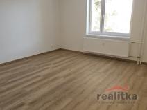 Pronájem bytu 1+1, Opava, U Střelnice, 36 m2