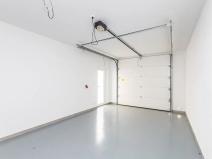 Prodej rodinného domu, Milovice, Modřínová, 122 m2