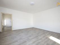 Pronájem bytu 2+1, Písek, třída Národní svobody, 59 m2