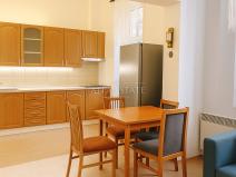 Prodej bytu 2+kk, Karlovy Vary - Stará Role, Závodu míru, 36 m2