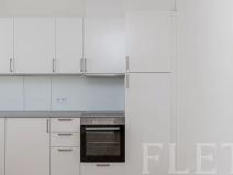 Pronájem bytu 2+kk, Praha - Smíchov, Plzeňská, 30 m2