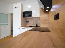 Pronájem bytu 2+kk, Praha - Strašnice, Černokostelecká, 41 m2