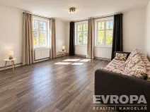 Prodej bytu 2+1, Nový Bor, Palackého náměstí, 67 m2