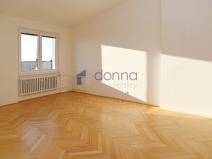 Pronájem bytu 2+kk, Praha, Na Petřinách, 46 m2