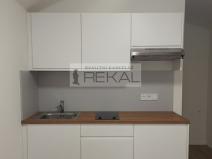 Pronájem bytu 1+kk, Praha - Košíře, Musílkova, 17 m2