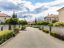 Pronájem vily, Statenice, 180 m2