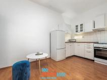 Pronájem bytu 1+kk, Praha - Holešovice, U Uranie, 26 m2