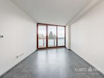 Pronájem bytu 2+kk, Sezimovo Ústí, náměstí Tomáše Bati, 52 m2