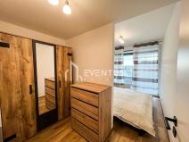 Pronájem bytu 2+kk, Praha - Holešovice, Jankovcova, 59 m2