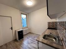 Pronájem bytu 2+1, Karlovy Vary, Koptova, 53 m2