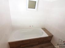 Prodej rodinného domu, Chvalovice, 213 m2