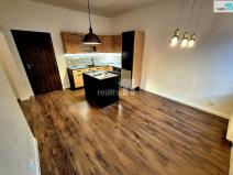 Prodej bytu 3+1, Aš, Údolní, 97 m2