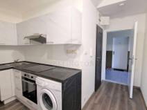 Pronájem bytu 2+1, Karlovy Vary, Charkovská, 51 m2