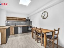 Pronájem bytu 2+1, Hradec Králové - Kukleny, Zelená, 61 m2