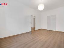 Pronájem bytu 2+1, Praha - Žižkov, Biskupcova, 47 m2