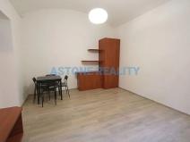 Prodej bytu 1+1, Praha - Smíchov, Tomáškova, 33 m2