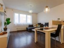 Prodej bytu 2+kk, Praha - Kyje, Farkašova, 48 m2