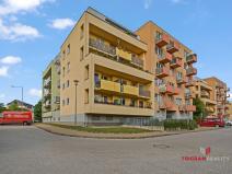 Pronájem bytu 1+kk, Hradec Králové - Třebeš, Ve Stromovce, 41 m2