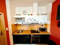 Prodej bytu 2+kk, Milovice, Lesní, 49 m2