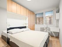 Pronájem bytu 3+1, Praha - Kobylisy, Střekovská, 64 m2