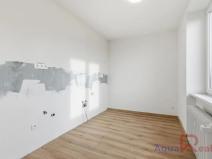 Prodej bytu 2+1, Karlovy Vary, Šmeralova, 51 m2