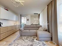 Pronájem bytu 3+kk, Praha - Vysočany, Oktábcových, 70 m2