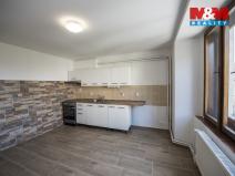 Pronájem bytu 3+1, Nechanice, Husovo nám., 98 m2