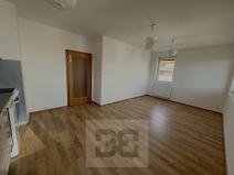 Pronájem bytu 2+kk, Praha - Holešovice, V háji, 58 m2