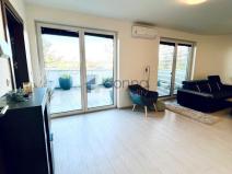 Pronájem bytu 2+kk, Praha, Křížová, 66 m2