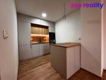 Pronájem bytu 2+kk, Žatec, náměstí 5. května, 61 m2