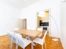 Pronájem bytu 3+1, Praha - Nové Město, Bolzanova, 93 m2