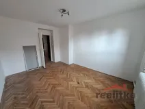 Prodej bytu 3+1, Opava, Polní, 69 m2