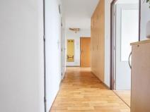 Prodej bytu 3+1, Praha - Kobylisy, Mirovická, 74 m2