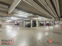 Prodej garážového stání, Brno - Královo Pole, Mojmírovo náměstí, 13 m2