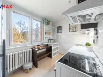 Prodej bytu 2+1, Praha - Kamýk, Zárubova, 54 m2