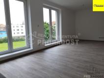 Pronájem bytu 2+kk, Hodonín, Komenského, 49 m2