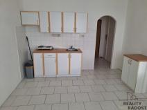 Pronájem bytu 1+1, Děčín, Kosmonautů, 35 m2