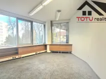 Pronájem kanceláře, Chrudim, Palackého třída, 17 m2