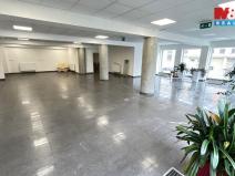 Pronájem obchodního prostoru, Louny, Březinova, 210 m2