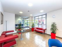 Pronájem obchodního prostoru, Praha - Zbraslav, Zbraslavské náměstí, 147 m2