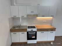 Pronájem bytu 1+kk, Praha - Hlubočepy, Fabiánové, 31 m2