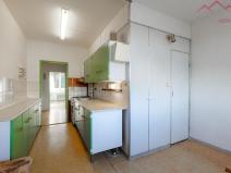 Pronájem bytu 2+1, Chomutov, Kundratická, 65 m2