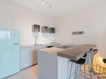 Pronájem bytu 2+kk, Praha - Holešovice, Sanderova, 65 m2