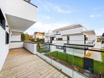 Pronájem bytu 2+kk, Praha - Troja, Pod Hrachovkou, 45 m2